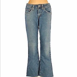 Levis 518 Superlow boot cut 7med 3/25$